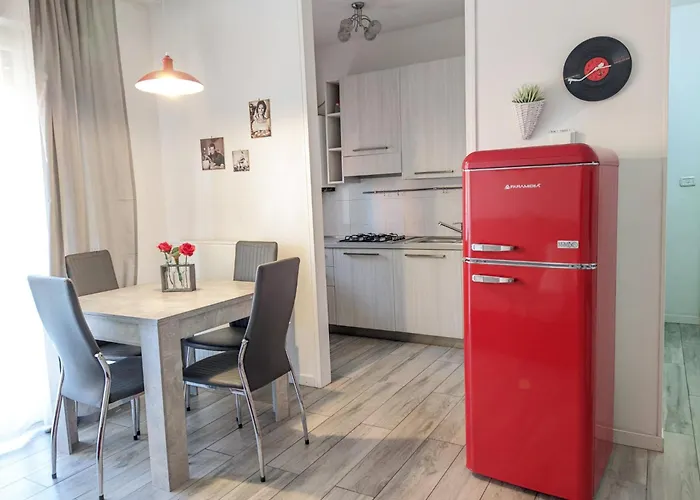 Mary 페스키에라델가르다